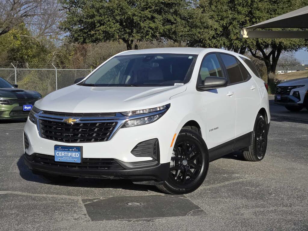 2024 Chevrolet Equinox LS FWD with 1LS