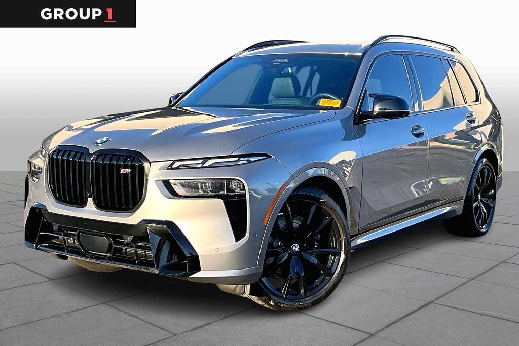2025 BMW X7 M60i AWD