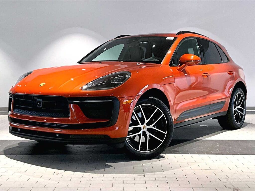 2025 Porsche Macan AWD