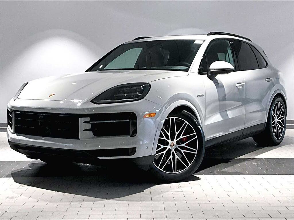 2026 Porsche Cayenne S AWD