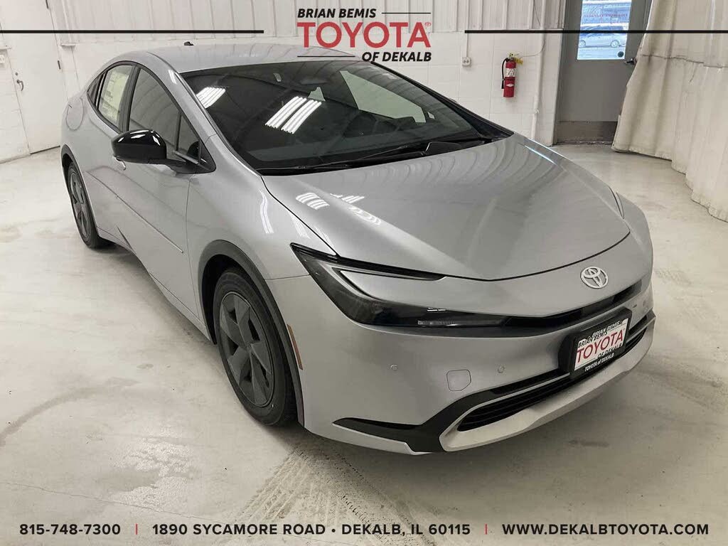 2026 Toyota Prius Plug-In Hybrid SE FWD