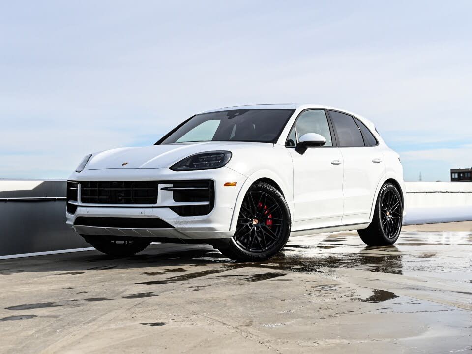 2025 Porsche Cayenne S AWD