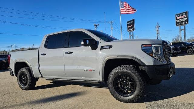 2024 GMC Sierra 1500 AT4X Crew Cab 4WD