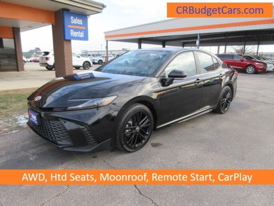 2025 Toyota Camry SE AWD