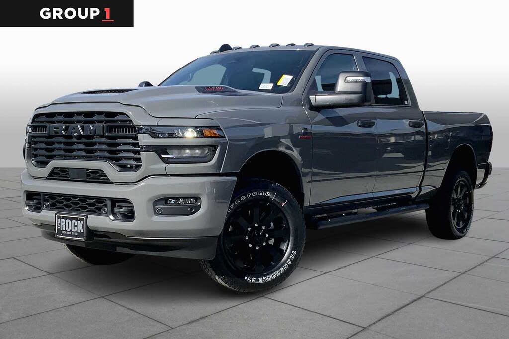 2026 RAM 2500 Black Express Crew Cab 4WD