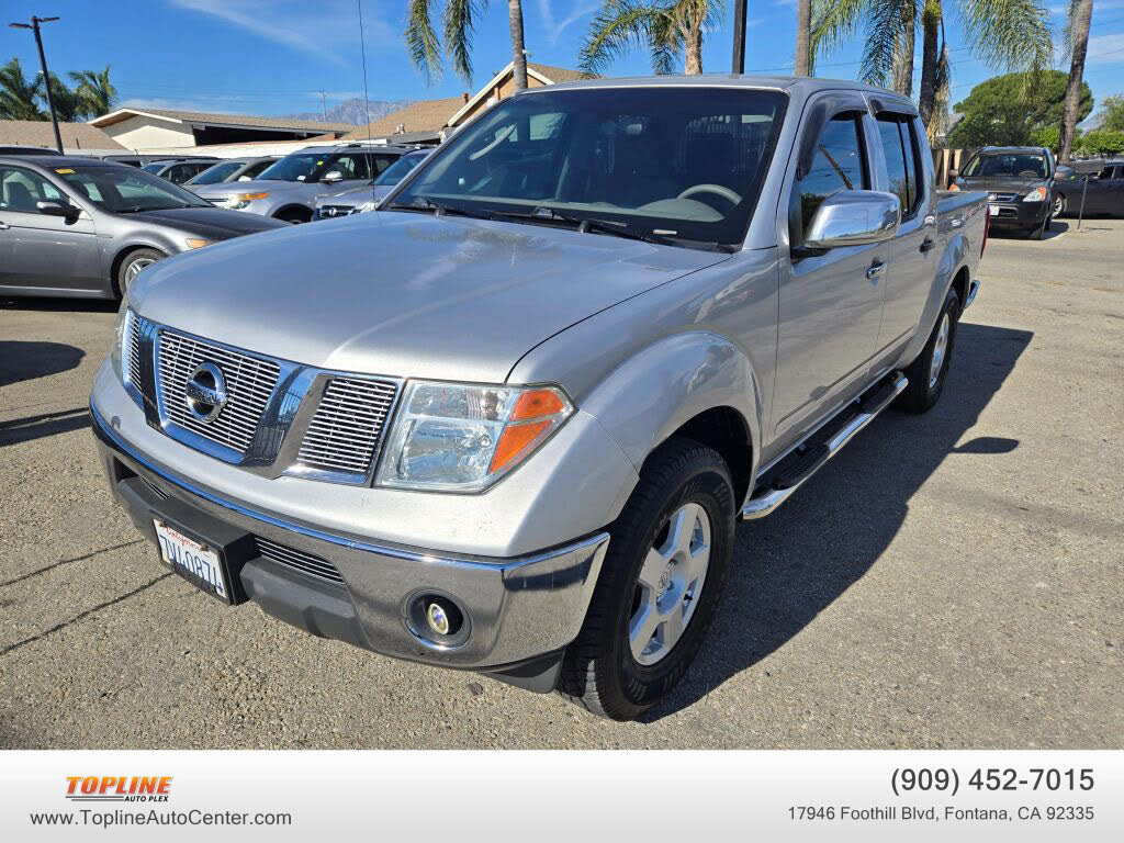 2006 Nissan Frontier SE 4dr Crew Cab SB with automatic
