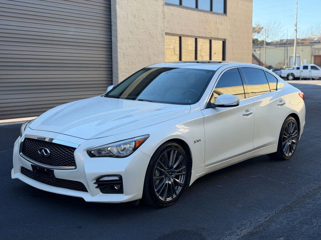 2016 INFINITI Q50 Red Sport 400 RWD
