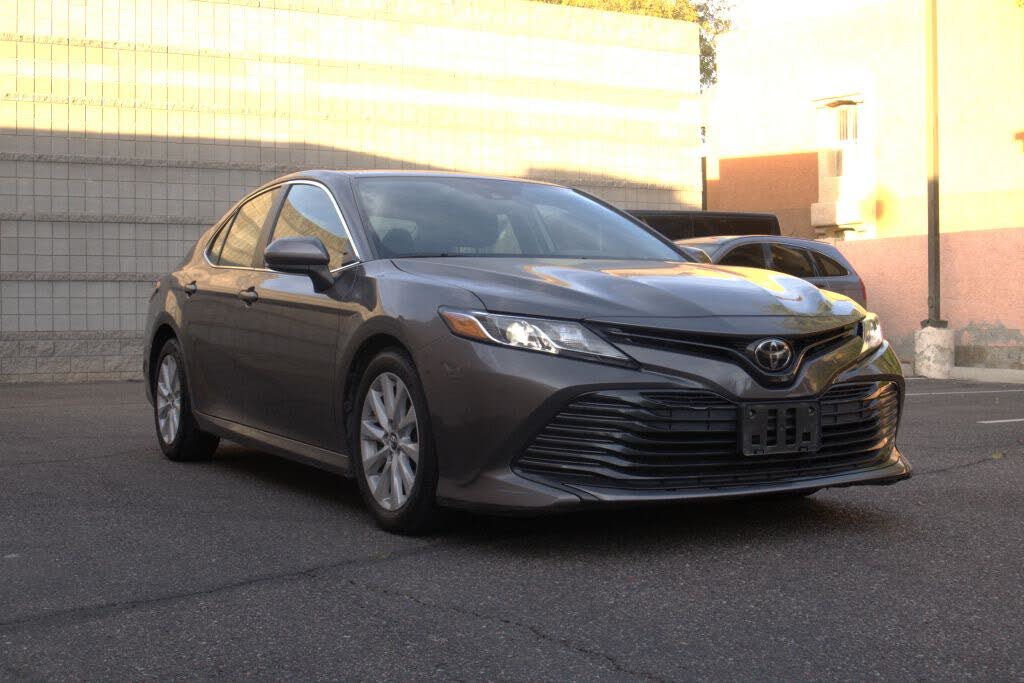 2019 Toyota Camry LE FWD