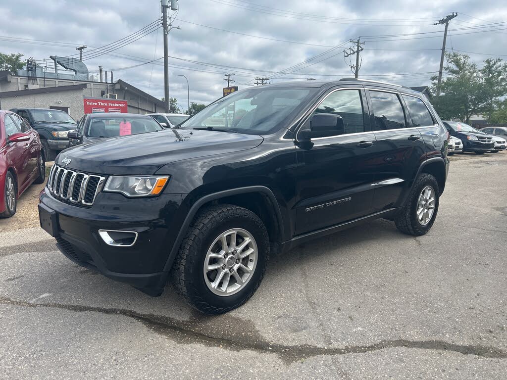2020 Jeep Grand Cherokee Laredo 4WD