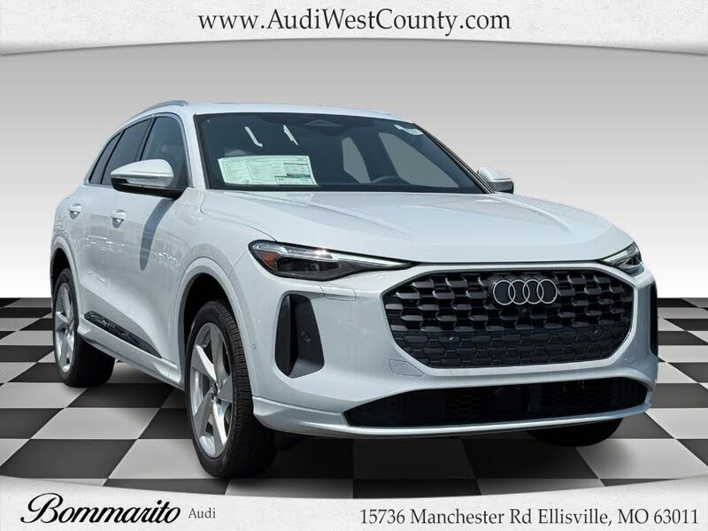 2025 Audi Q5 quattro Premium Plus 40 TFSI