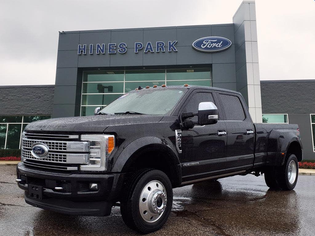 2019 Ford F-450 Super Duty Platinum Crew Cab LB DRW 4WD