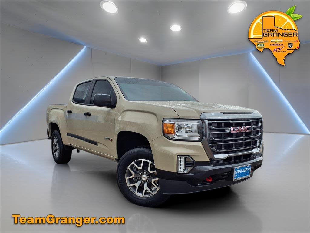 2022 GMC Canyon AT4 Crew Cab 4WD with Cloth