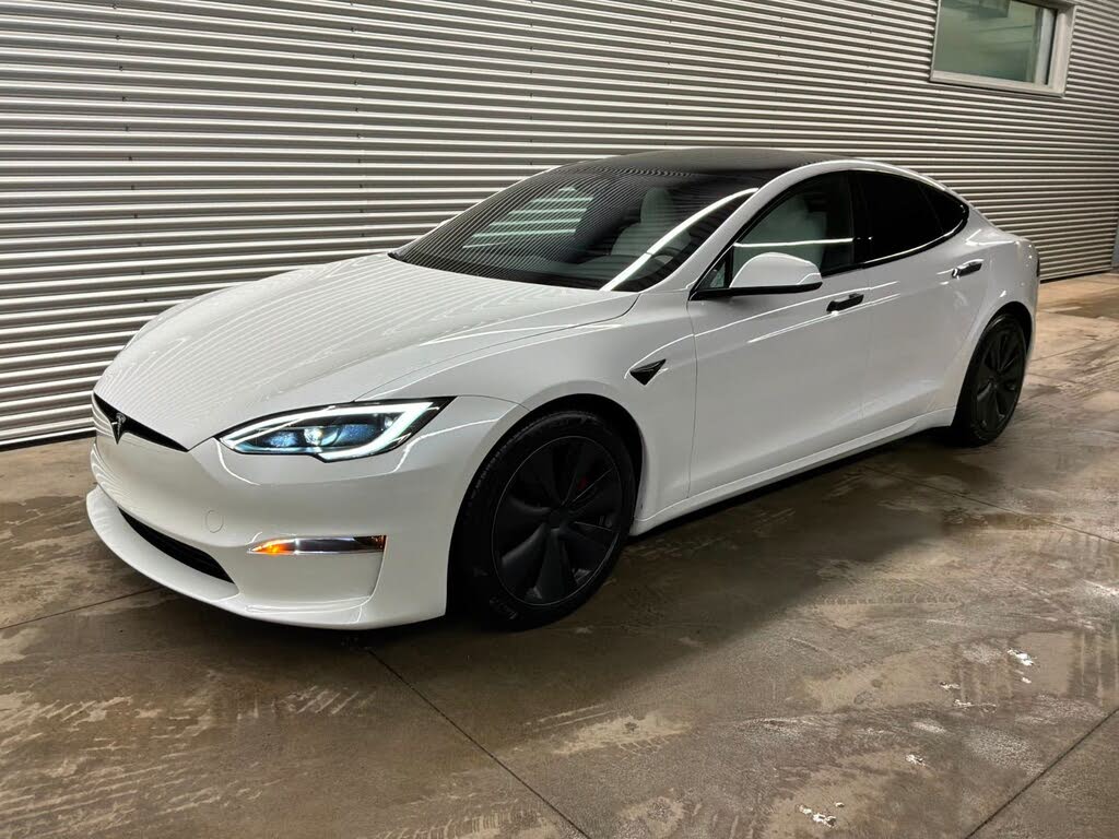 2024 Tesla Model S Plaid AWD