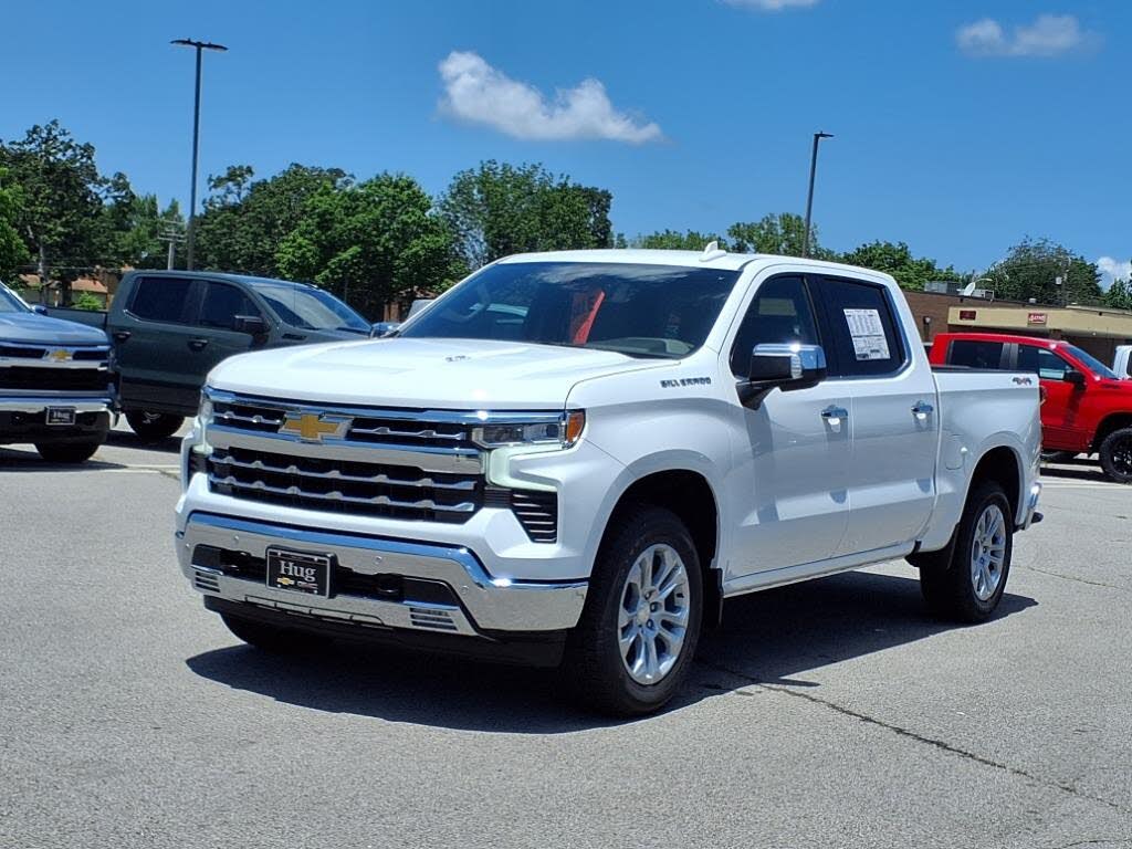 2025 Chevrolet Silverado 1500 LTZ Crew Cab 4WD