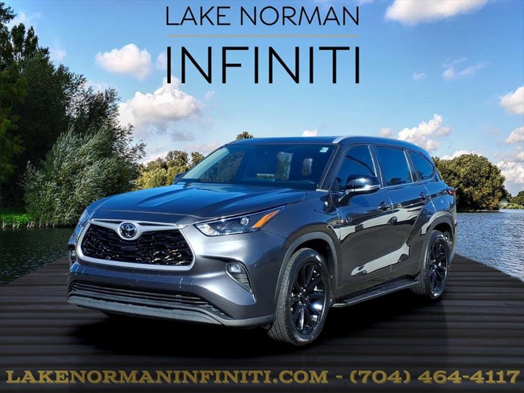 2023 Toyota Highlander XLE FWD