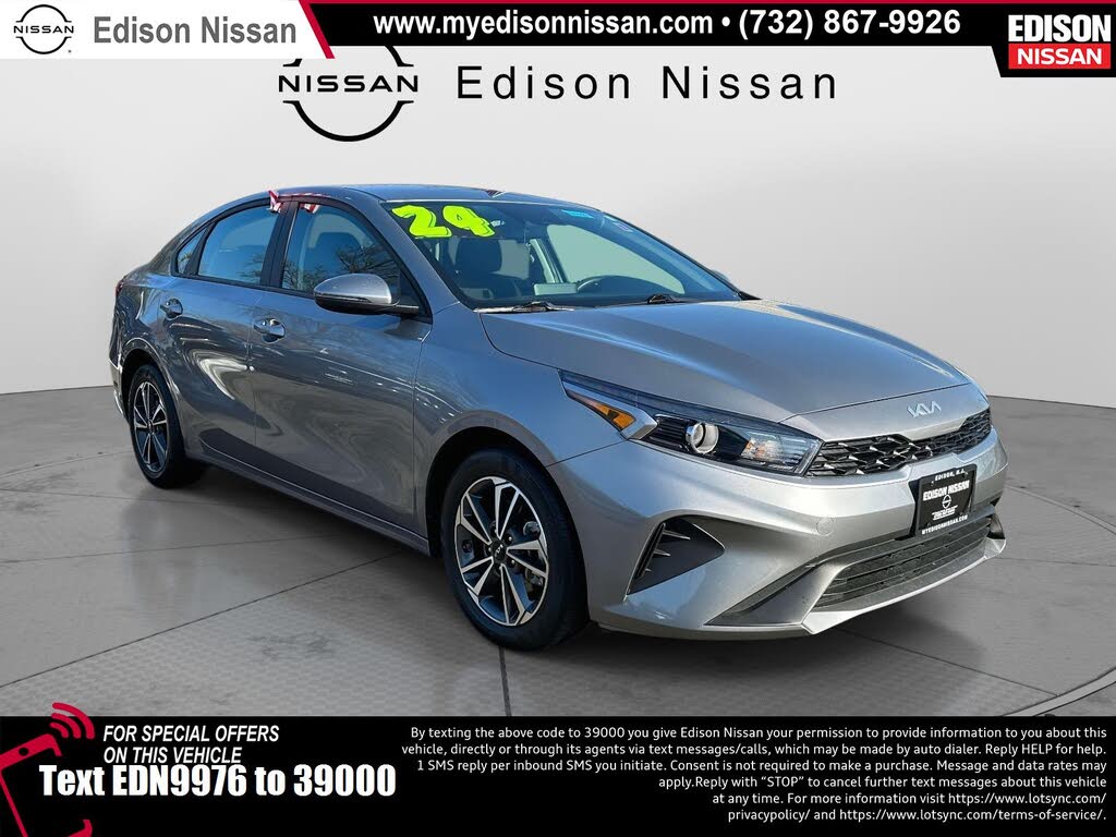 2024 Kia Forte LXS FWD