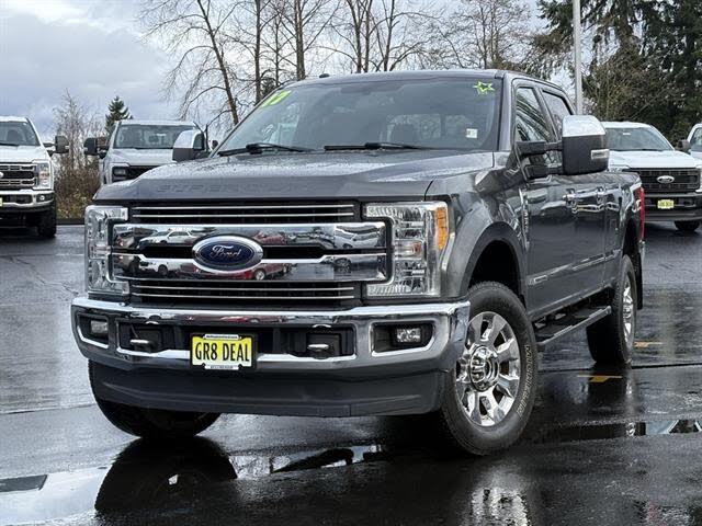 2017 Ford F-350 Super Duty Lariat Crew Cab 4WD