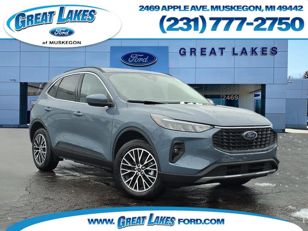 2026 Ford Escape Hybrid Plug-in FWD