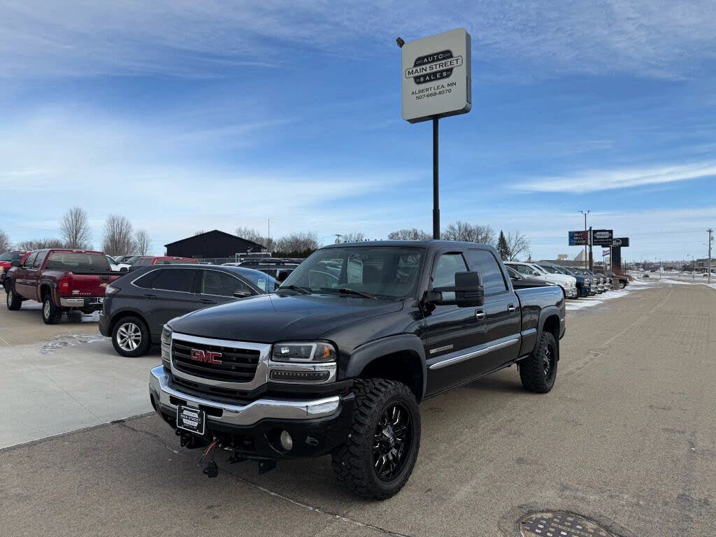 2004 GMC Sierra 2500HD 4 Dr SLE 4WD Crew Cab SB HD