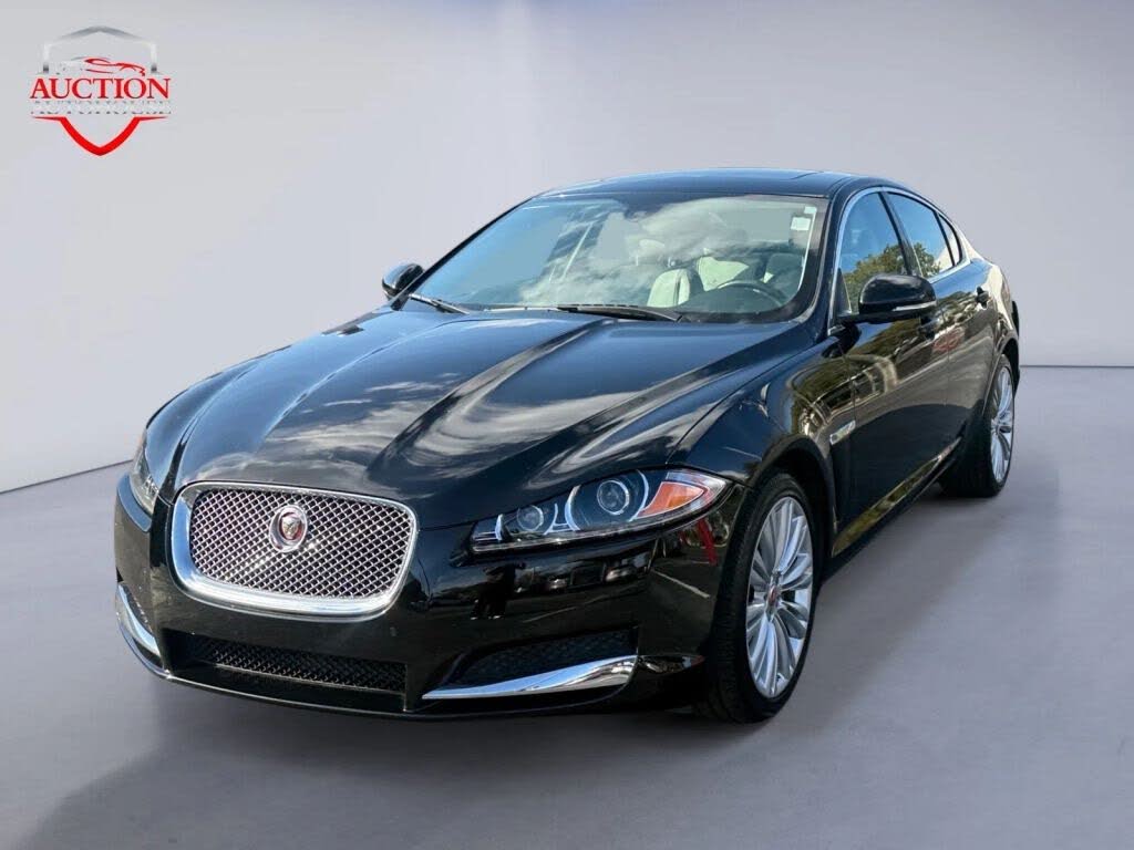 2015 Jaguar XF 2.0T Premium RWD