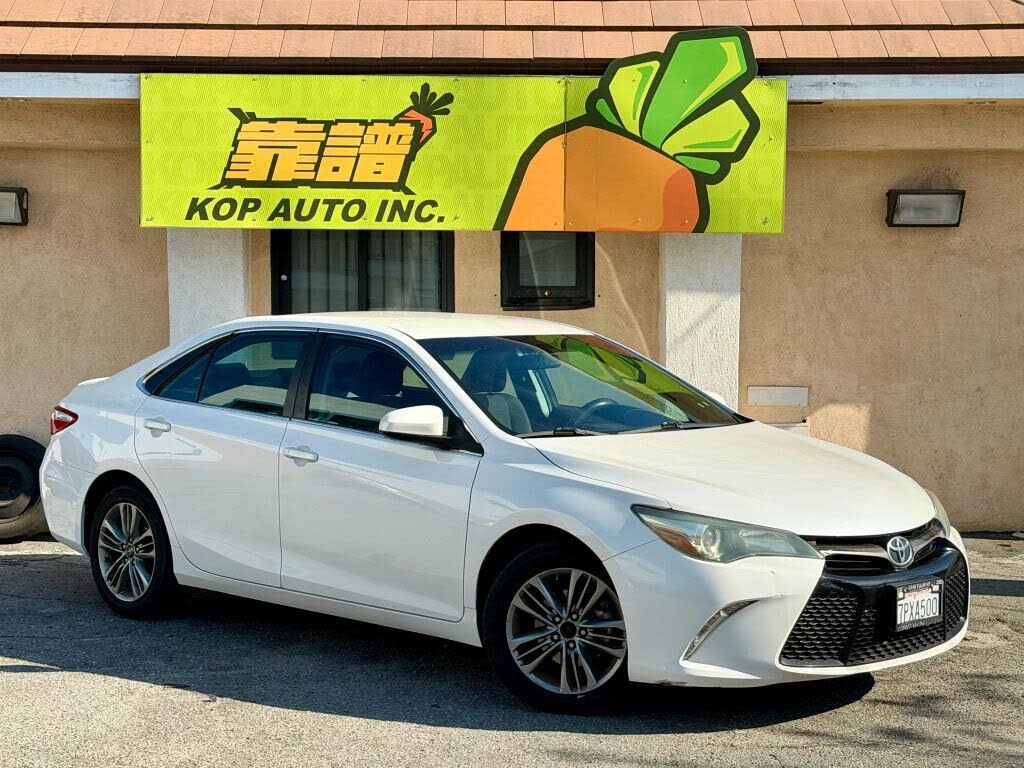 2016 Toyota Camry LE
