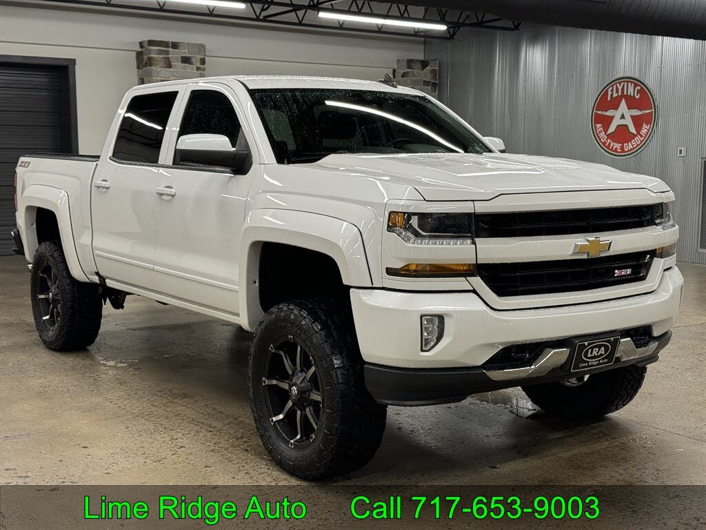 2017 Chevrolet Silverado 1500 LT Z71 Crew Cab 4WD