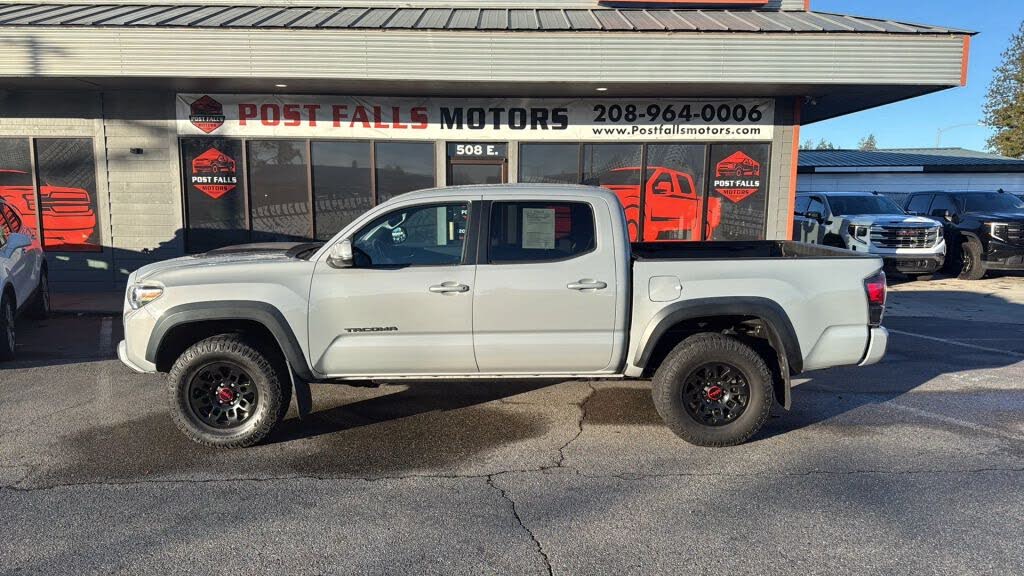 2018 Toyota Tacoma SR5 V6 Double Cab 4WD