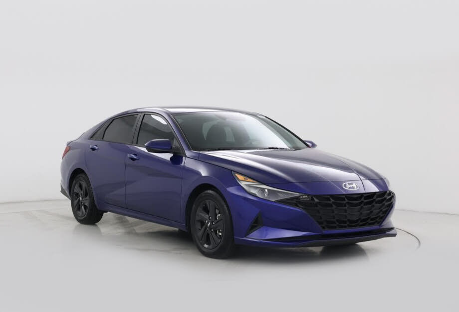 Hyundai Elantra Preferred FWD 2022