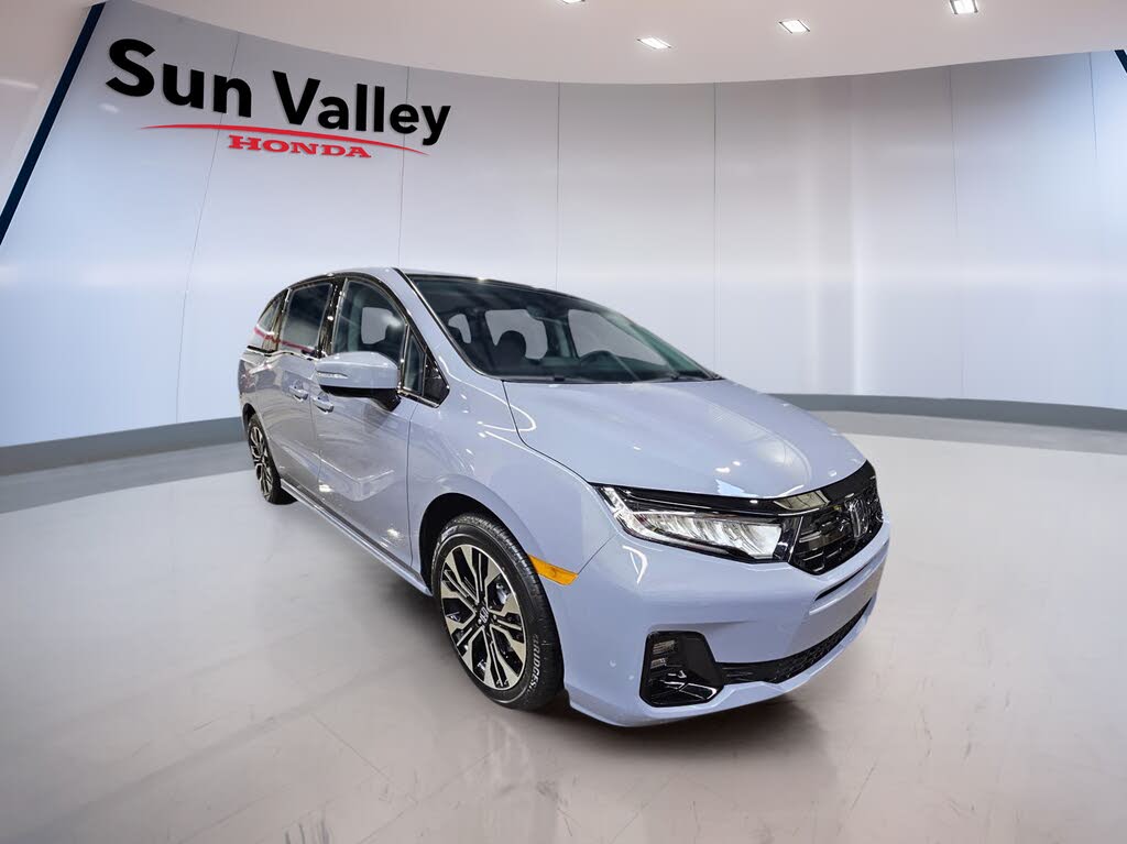 2026 Honda Odyssey Touring FWD