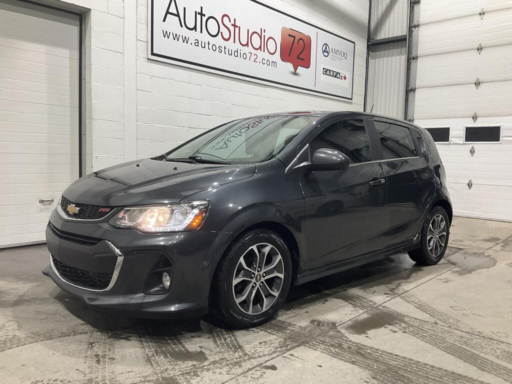 2017 Chevrolet Sonic LT Hatchback FWD