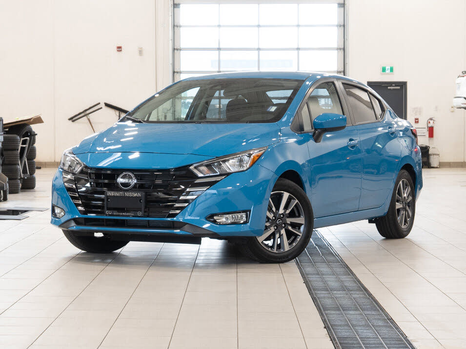 2025 Nissan Versa SV FWD