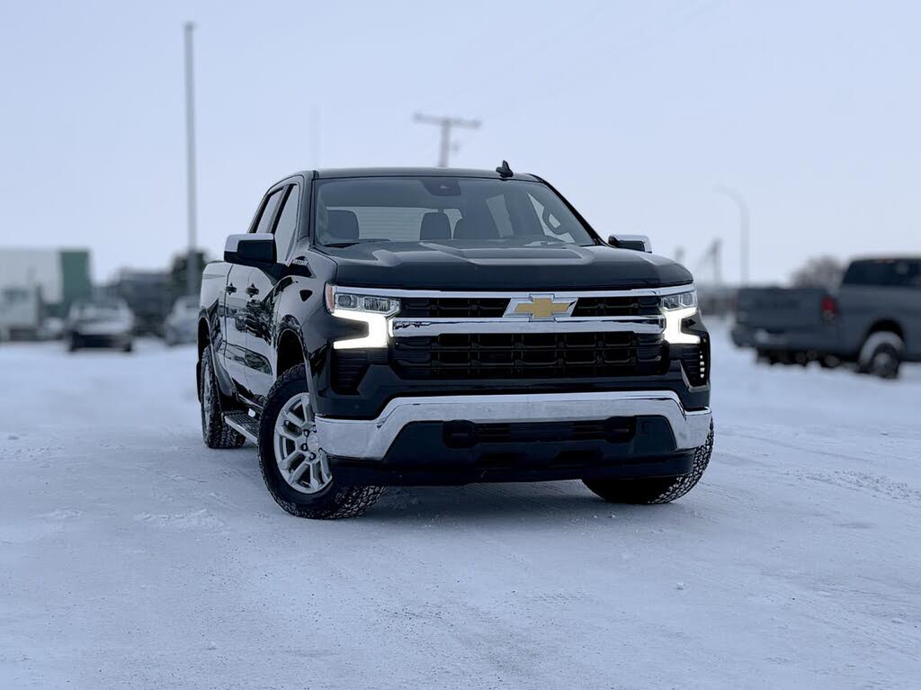 2022 Chevrolet Silverado 1500 LT Crew Cab 4WD