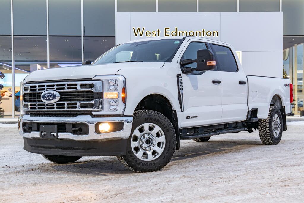 2024 Ford F-350 Super Duty XLT Crew Cab 4WD