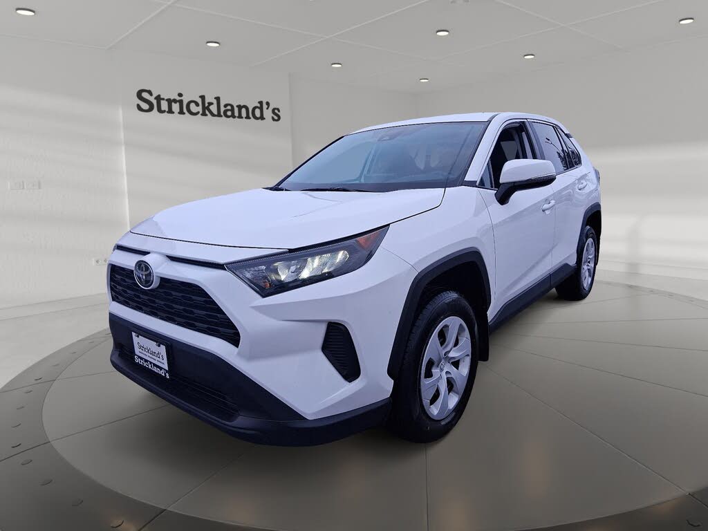 Toyota RAV4 LE AWD 2024