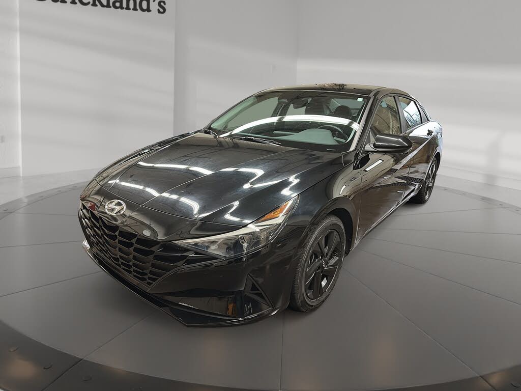 Hyundai Elantra Preferred FWD 2023