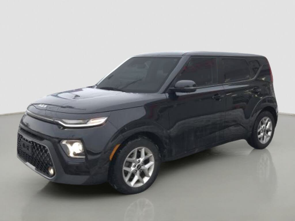 2022 Kia Soul EX FWD