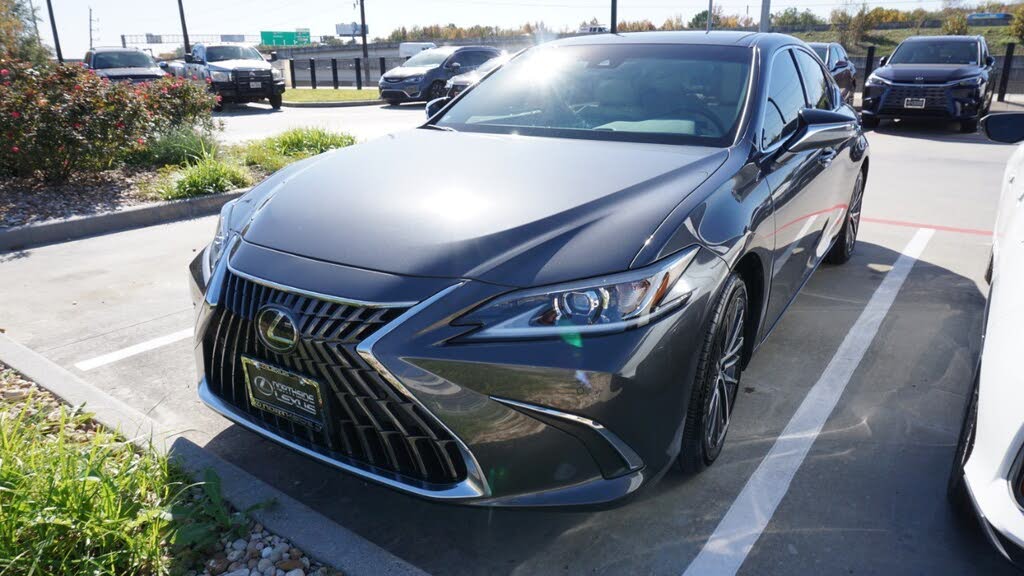 2025 Lexus ES Hybrid 300h FWD