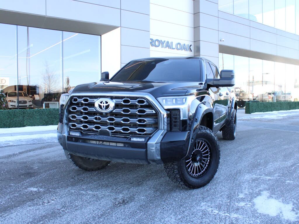 2023 Toyota Tundra Platinum CrewMax Cab LB 4WD
