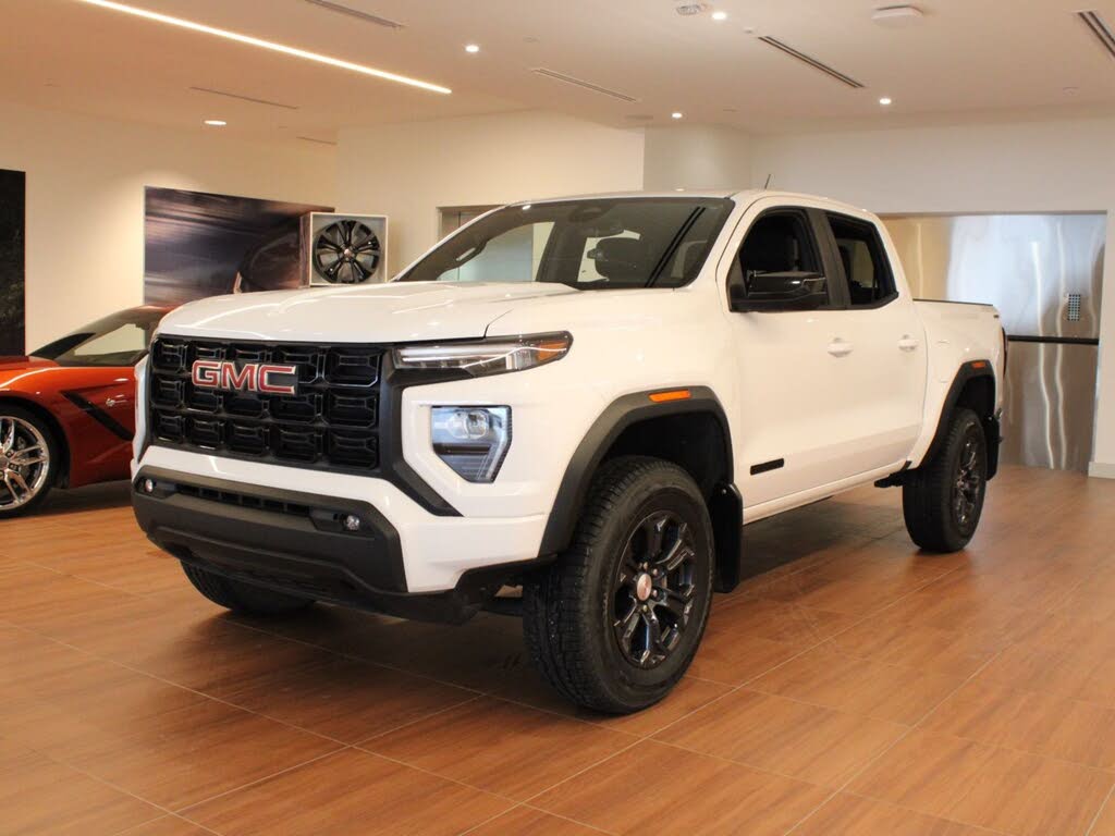 GMC Canyon Elevation Crew Cab 4WD 2024