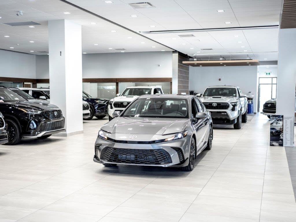 2026 Toyota Camry SE AWD