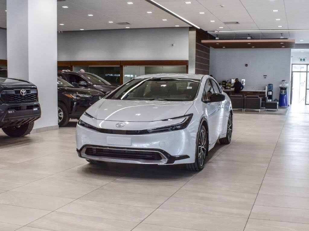 Toyota Prius XLE AWD 2026