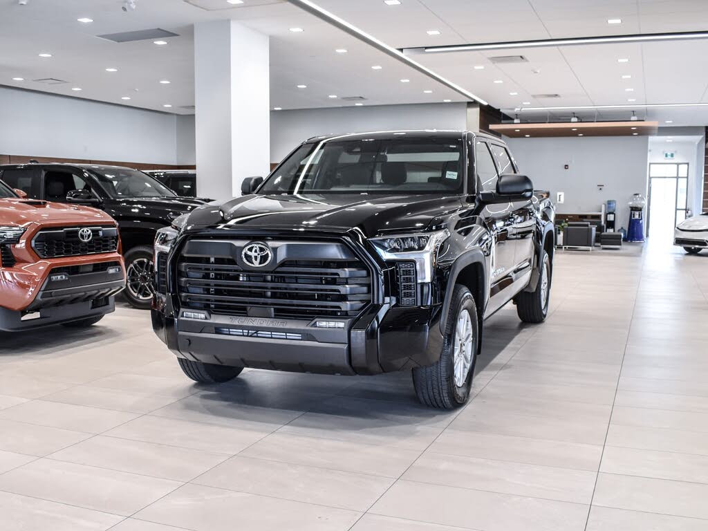 2026 Toyota Tundra SR5 CrewMax Cab 4WD
