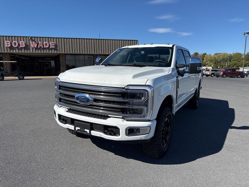 2025 Ford F-350 Super Duty Platinum Crew Cab 4WD