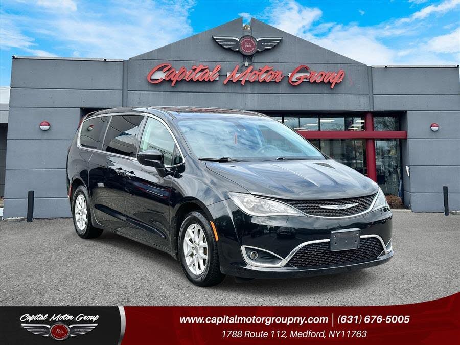 2020 Chrysler Pacifica Touring FWD