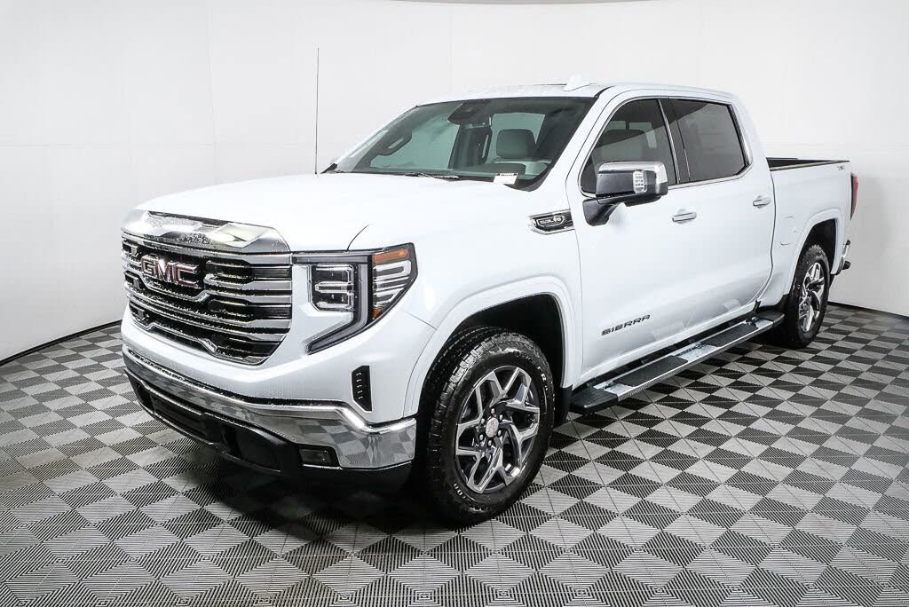 2026 GMC Sierra 1500 SLT Crew Cab 4WD