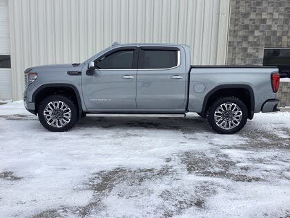 2024 GMC Sierra 1500 Denali Ultimate Crew Cab 4WD