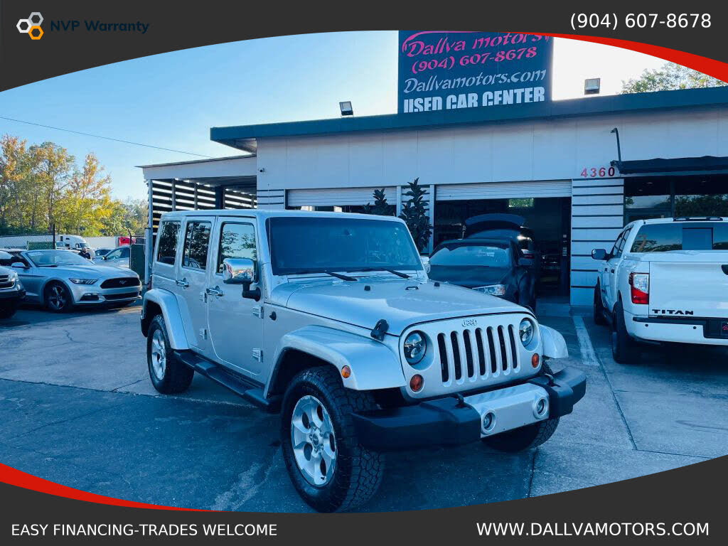 2013 Jeep Wrangler Unlimited Sahara 4WD