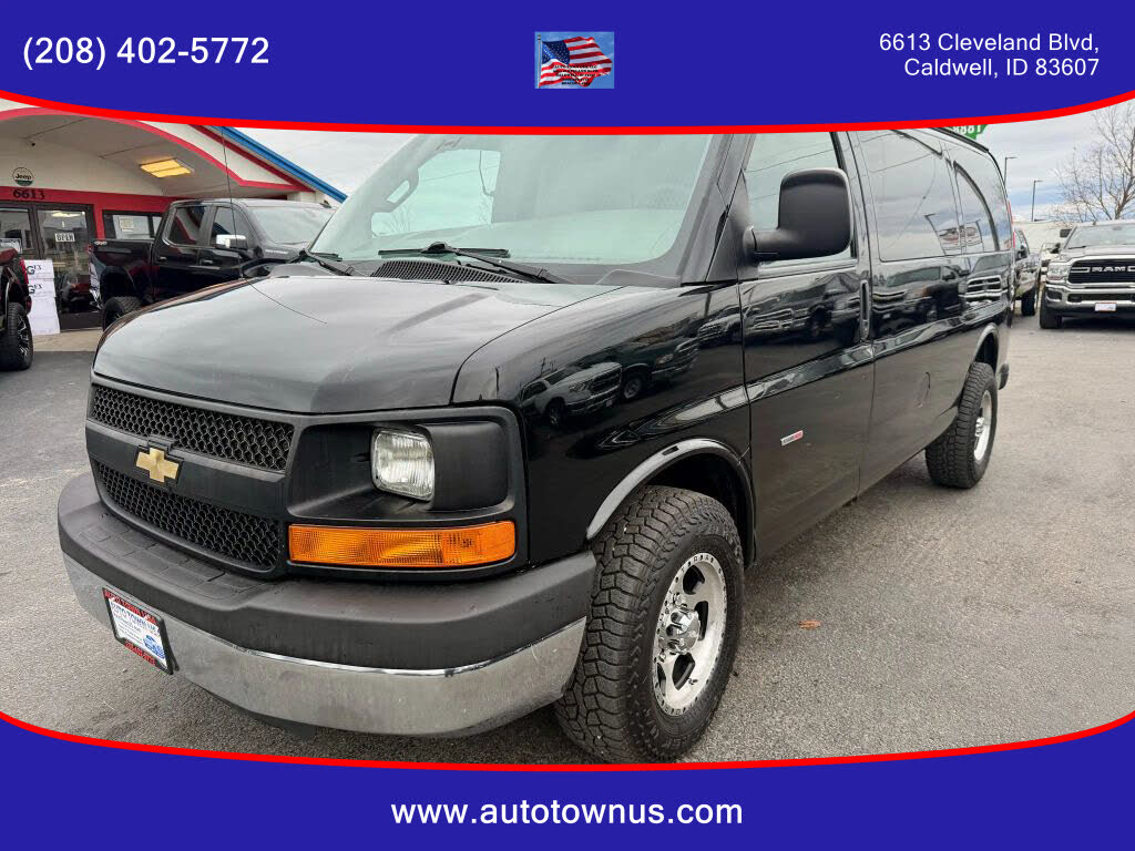 2017 Chevrolet Express Cargo 2500 RWD