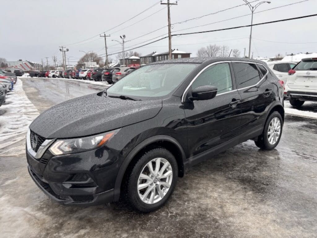 2021 Nissan Qashqai S FWD
