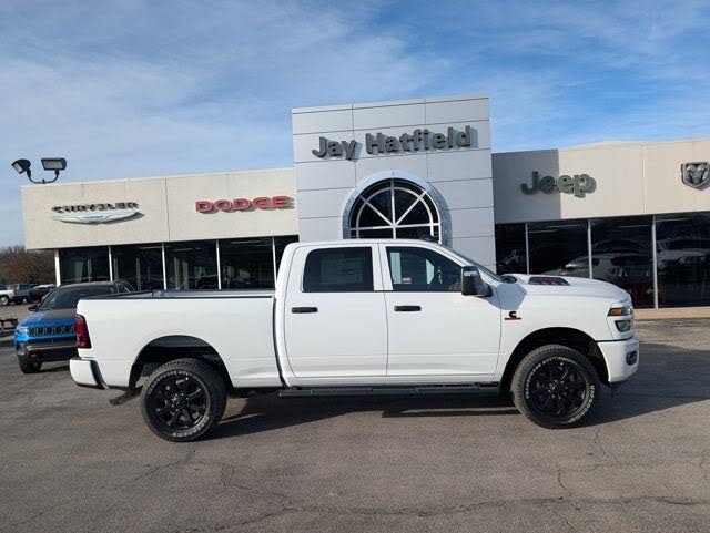 2026 RAM 2500 Black Express Crew Cab 4WD